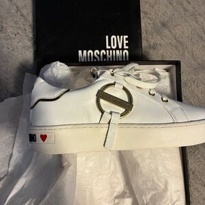 Love Mischino Sneakers
